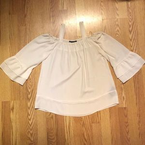 Zac & Rachel off shoulder blouse